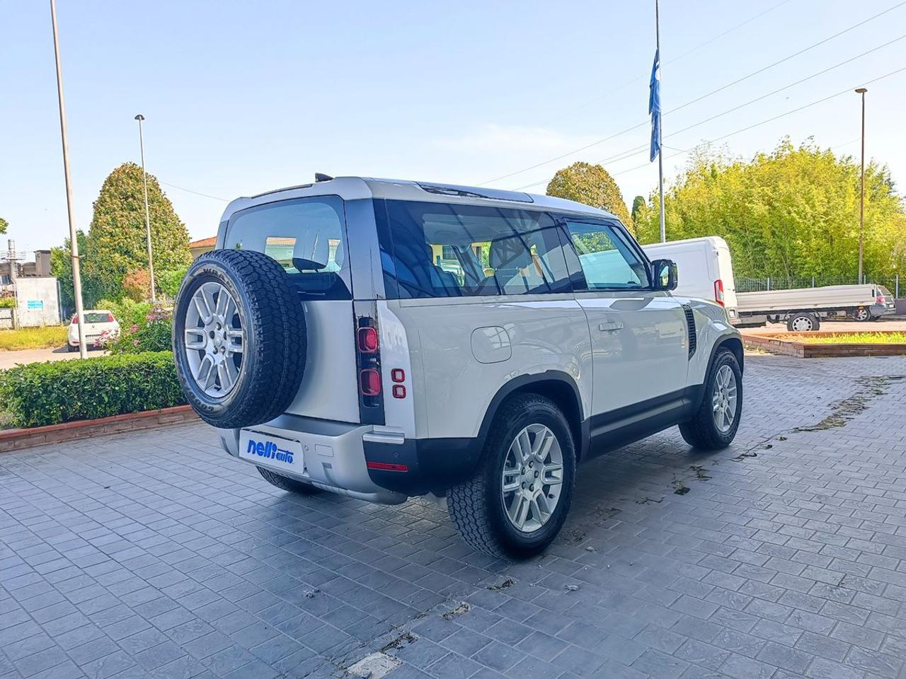 LAND ROVER Defender 90 3.0D I6 200 CV AWD Auto S - 12