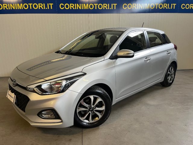HYUNDAI i20 Argento metallizzato