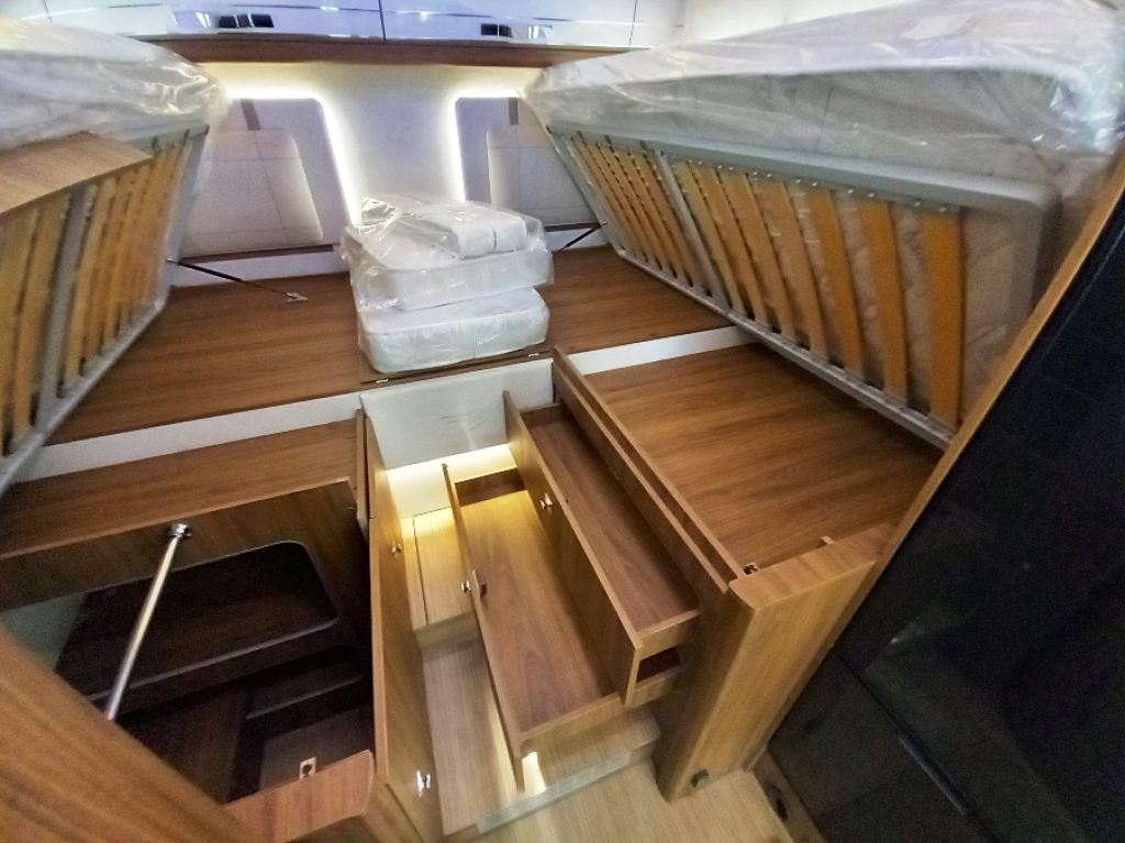 H 699 GLG motorhome letti gemelli doppio pavimento