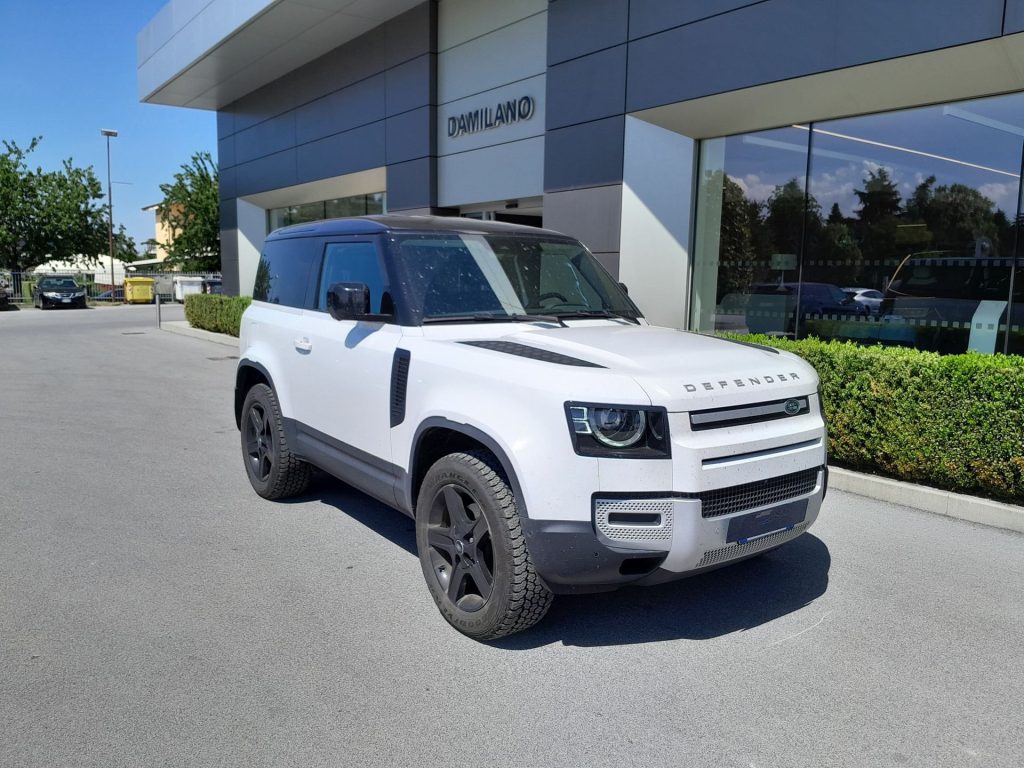 LAND ROVER Defender 3.0D I6 200 90 SE AWD SOLO 26.000KM - 3