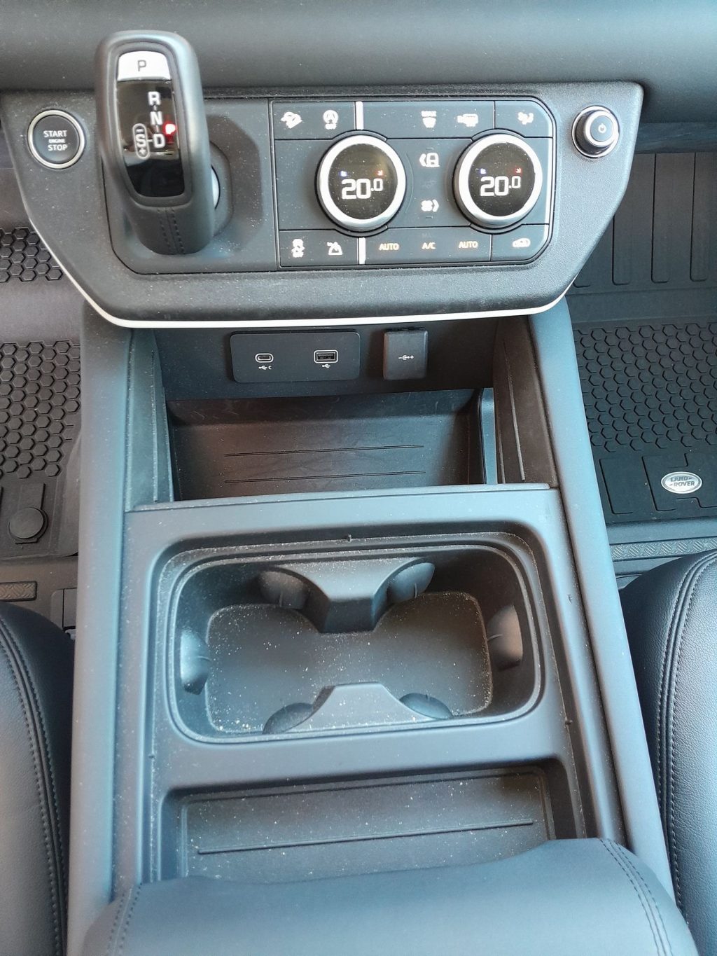 LAND ROVER Defender 3.0D I6 200 90 SE AWD SOLO 26.000KM - 16