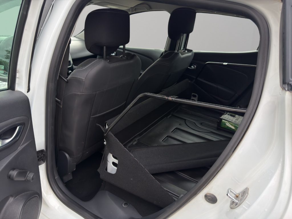 RENAULT Clio VAN 1.5DCI 2 POSTI - 8