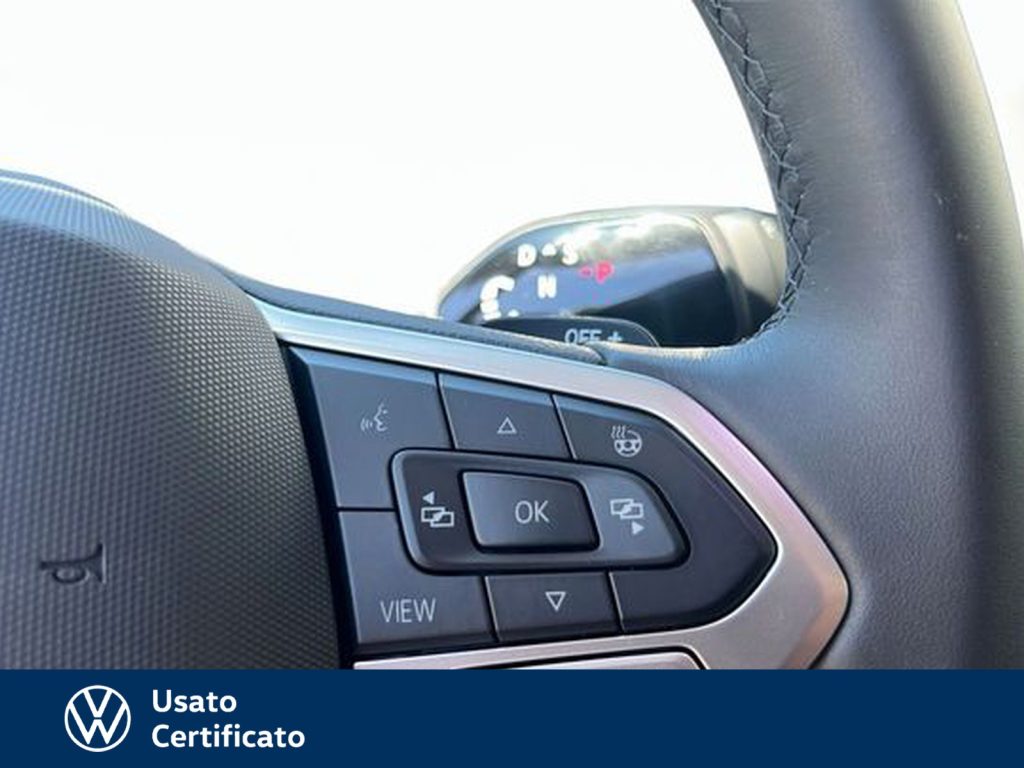 VOLKSWAGEN T-Roc 1.5 etsi life 150cv dsg - 16