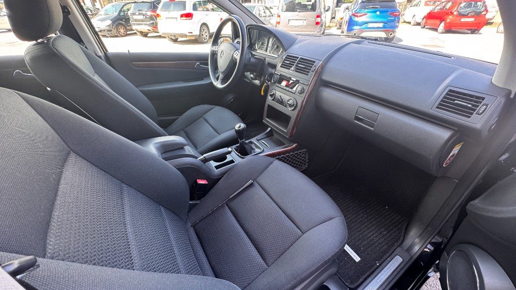 MERCEDES-BENZ A 150 Elegance - 7