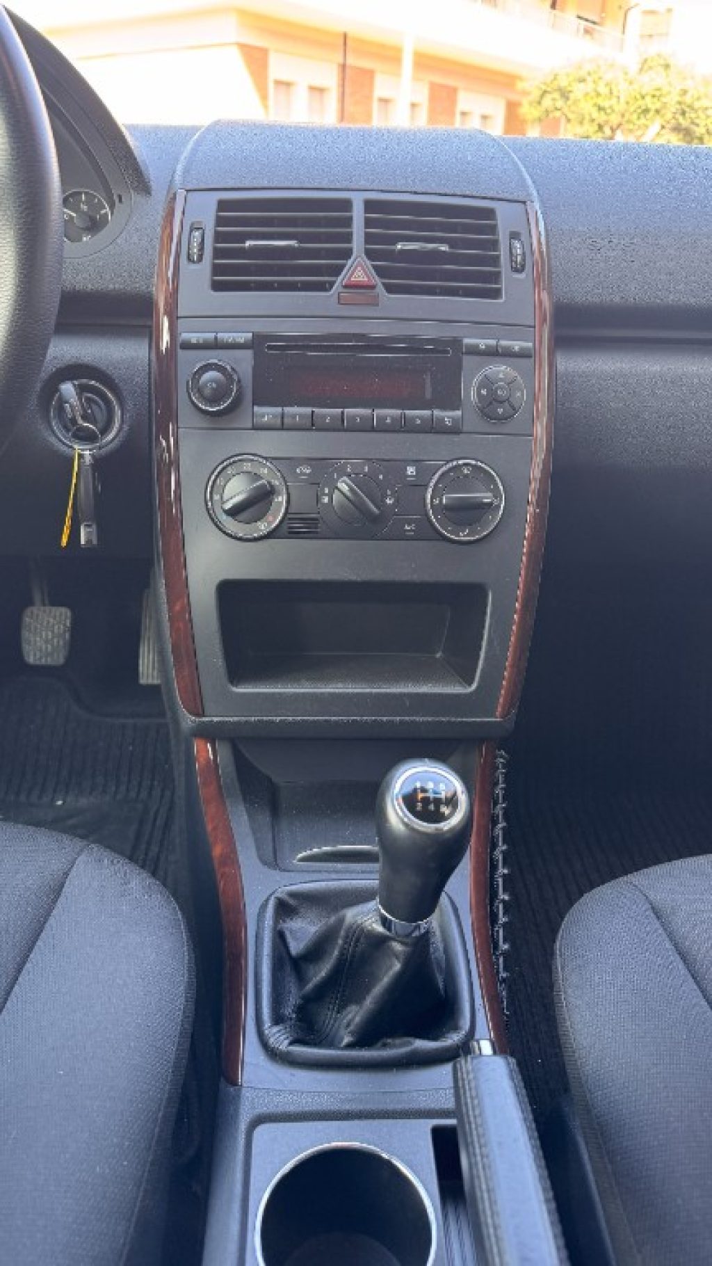 MERCEDES-BENZ A 150 Elegance - 11