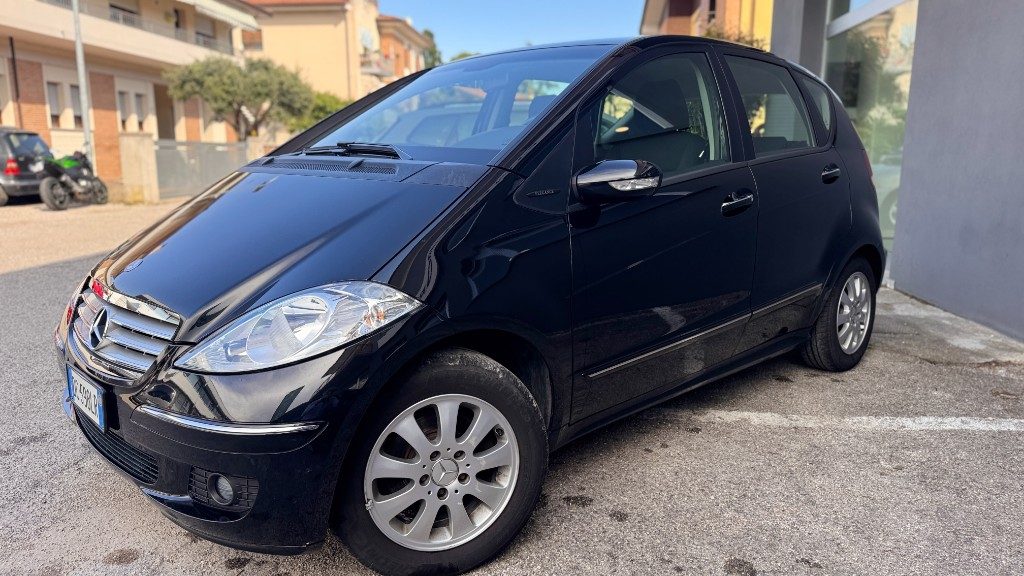 MERCEDES-BENZ A 150 Elegance - 21