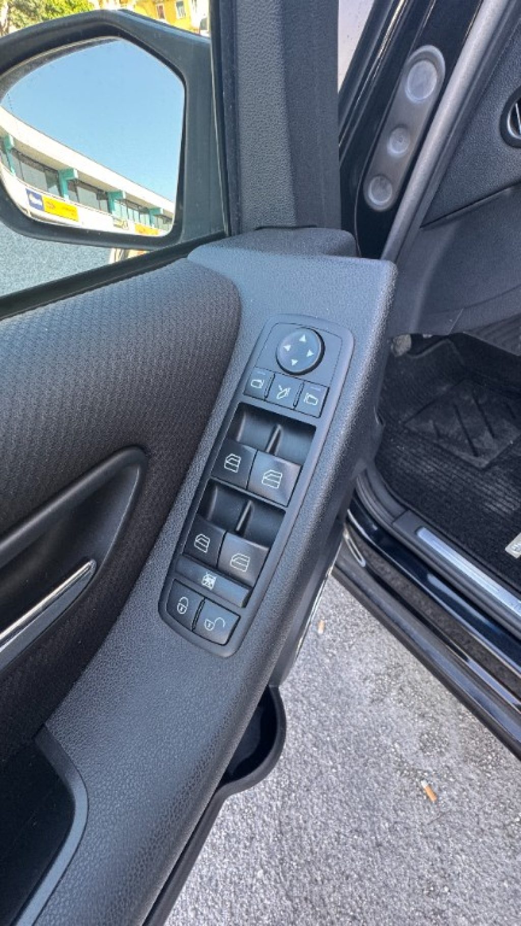 MERCEDES-BENZ A 150 Elegance - 33