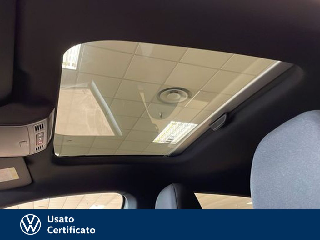 VOLKSWAGEN Taigo 1.0 tsi r-line plus 115cv - 15