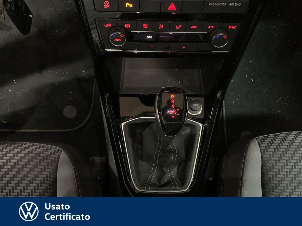 VOLKSWAGEN T-Cross 1.0 tsi advanced 115cv dsg - 19