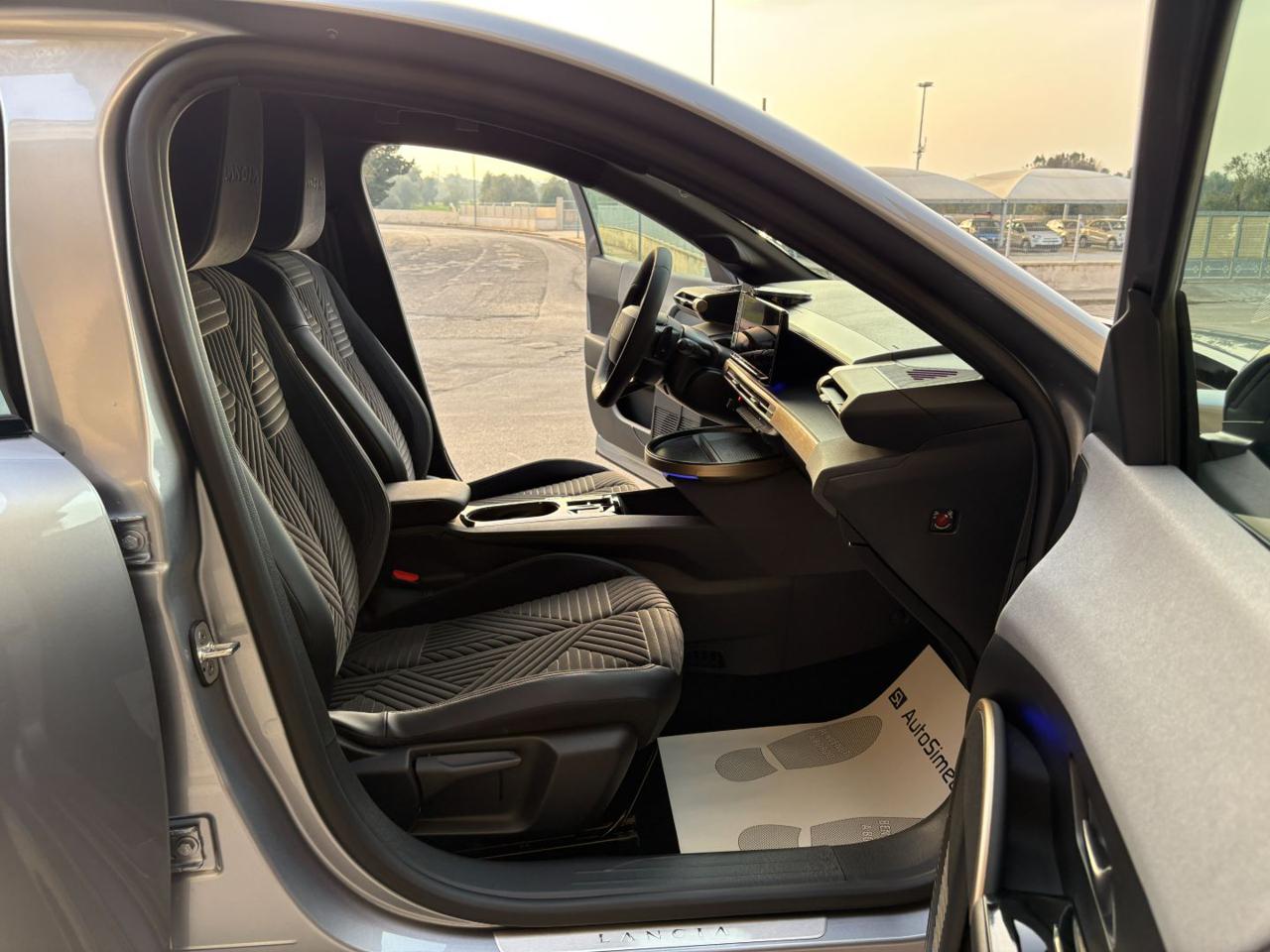 LANCIA Ypsilon Hybrid e-DCT LX CON SOLI 294 KM - 9
