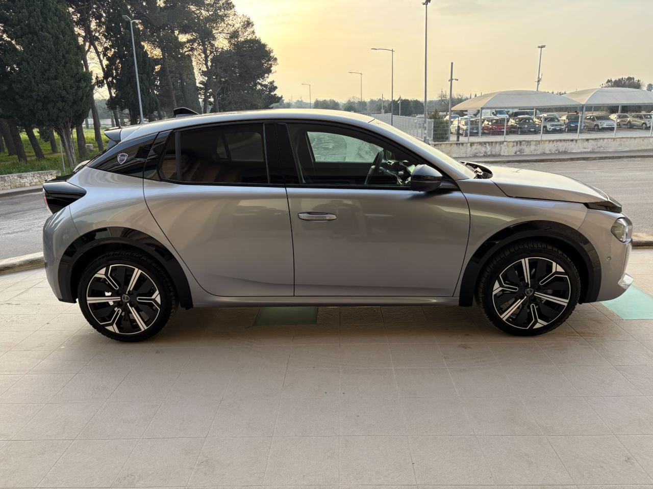 LANCIA Ypsilon Hybrid e-DCT LX CON SOLI 294 KM - 4
