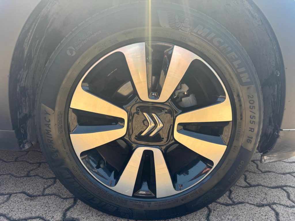 CITROEN C3 PureTech 110 S&S EAT6 Shine - 21