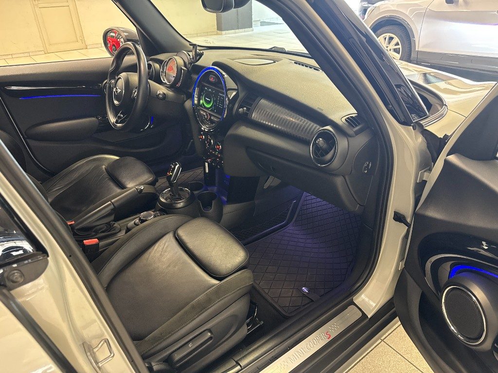 MINI Cooper SD 2.0 Automatica HYPE 5 porte--SERVICE MINI! - 8