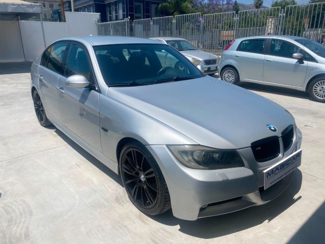 BMW 320 Grigio metallizzato