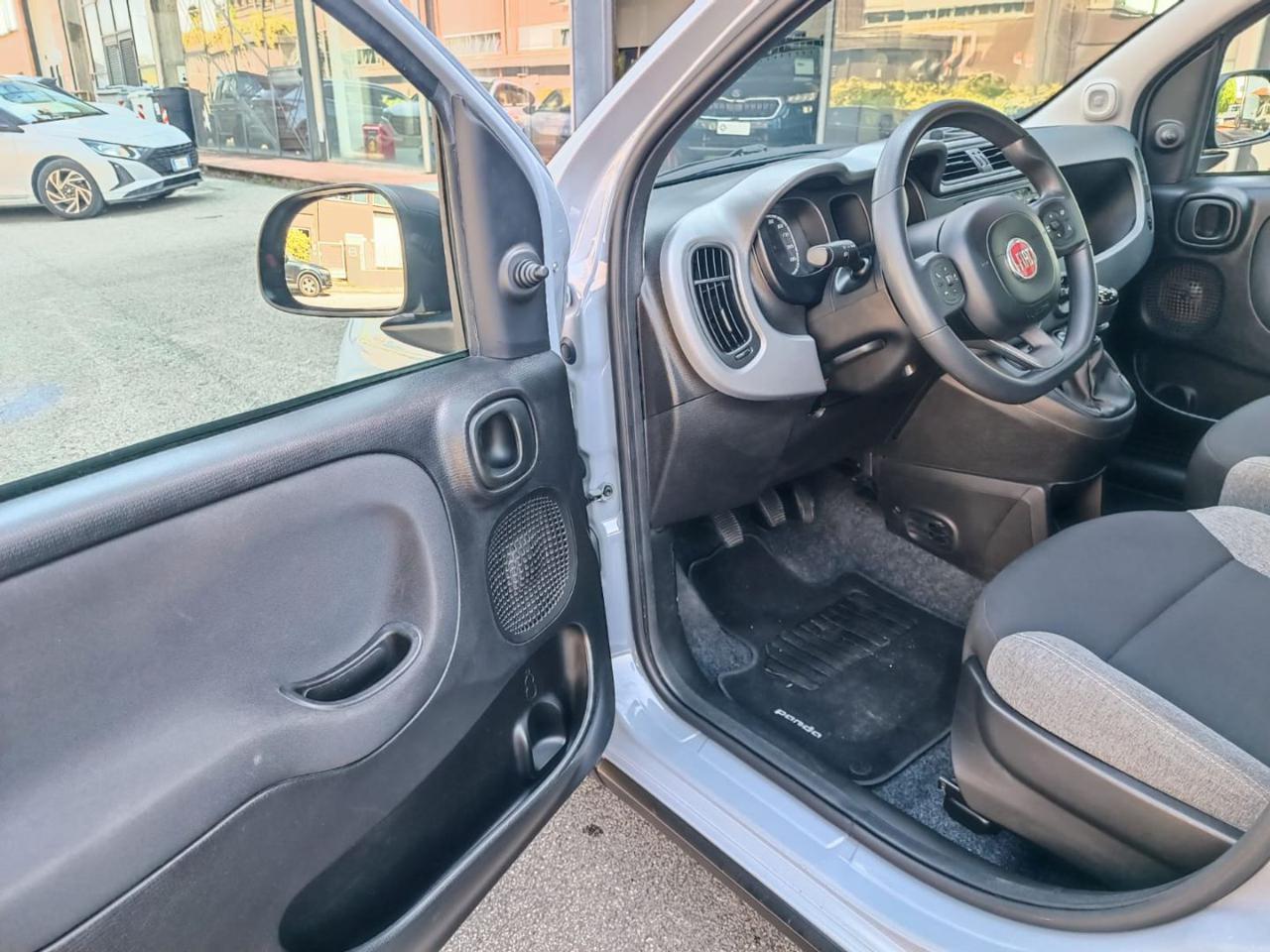 FIAT Panda 1.0 FireFly S&S Hybrid City Life - 3
