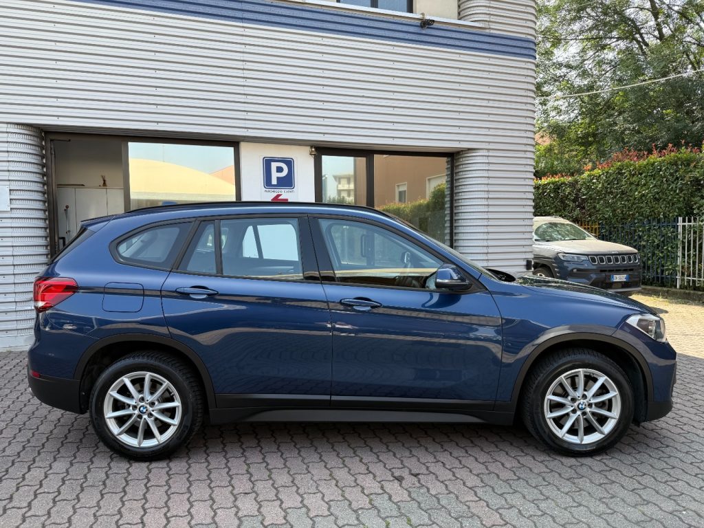 BMW X1 sdrive 20d PREZZO REALE IVA ESPOSTA NAVIGATORE LED - 4