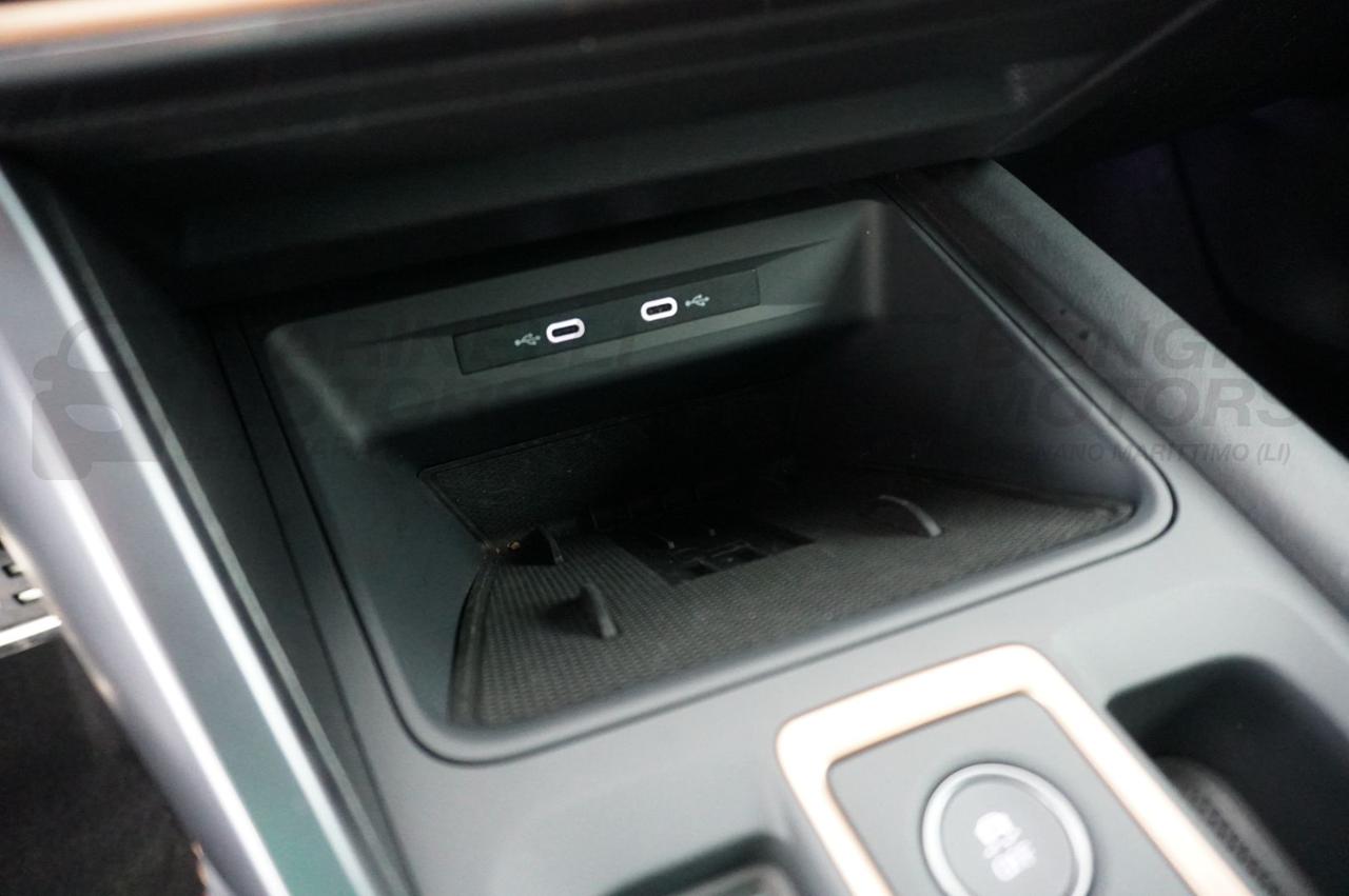 CUPRA Formentor 1.5 TSI E-HYBRID DSG - 24