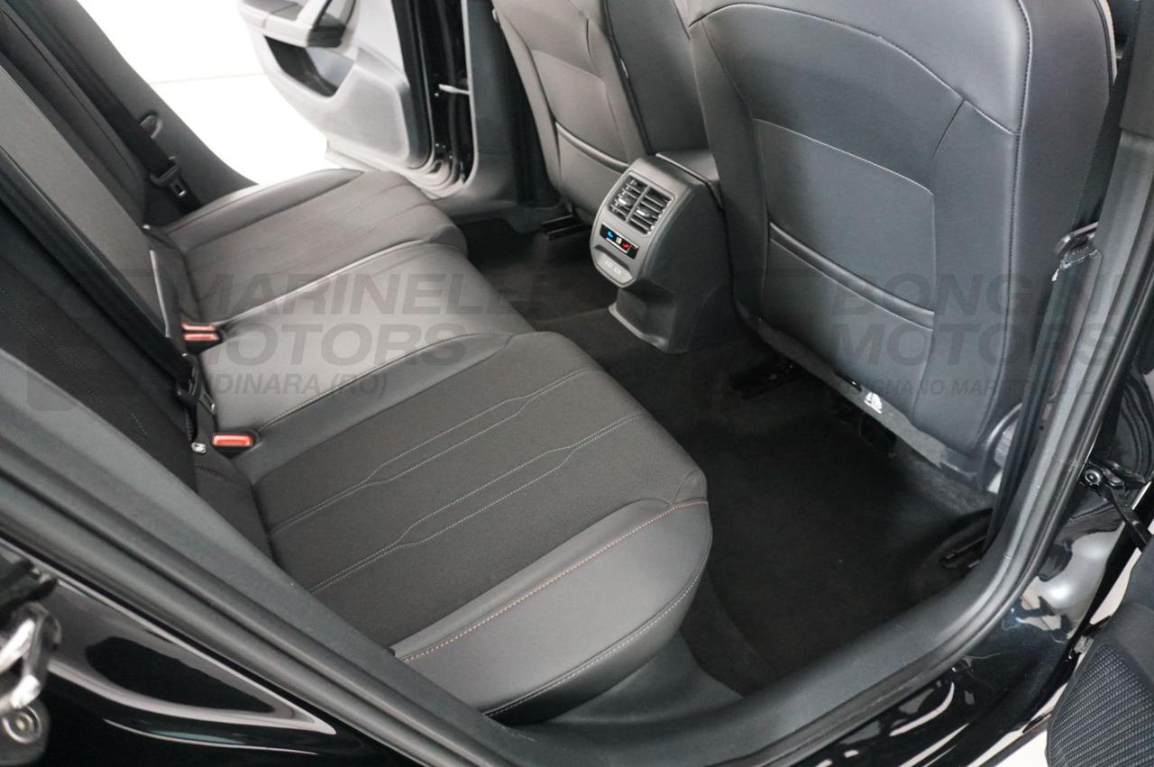 CUPRA Formentor 1.5 TSI E-HYBRID DSG - 11