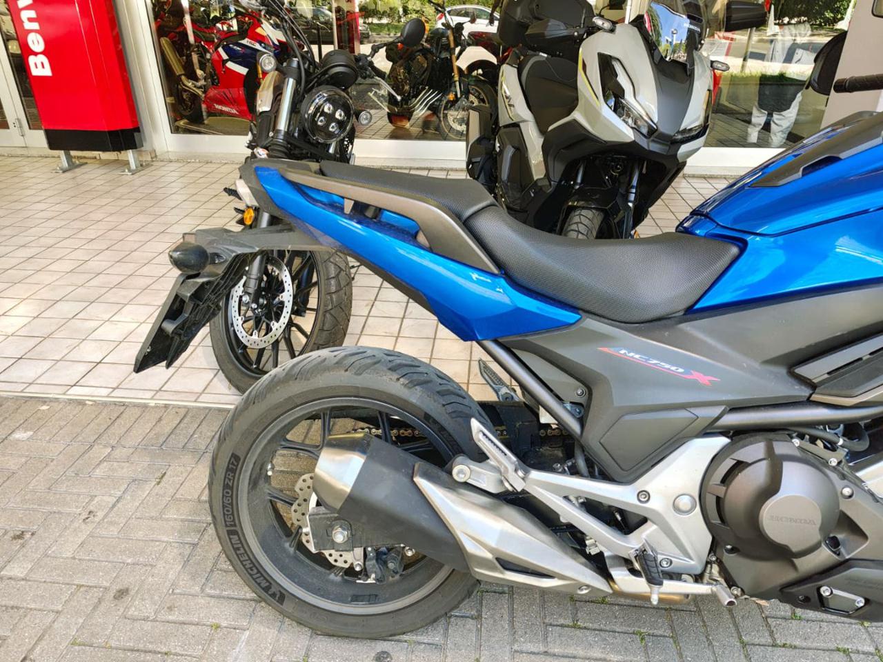 HONDA NC750 X dct standard - 5