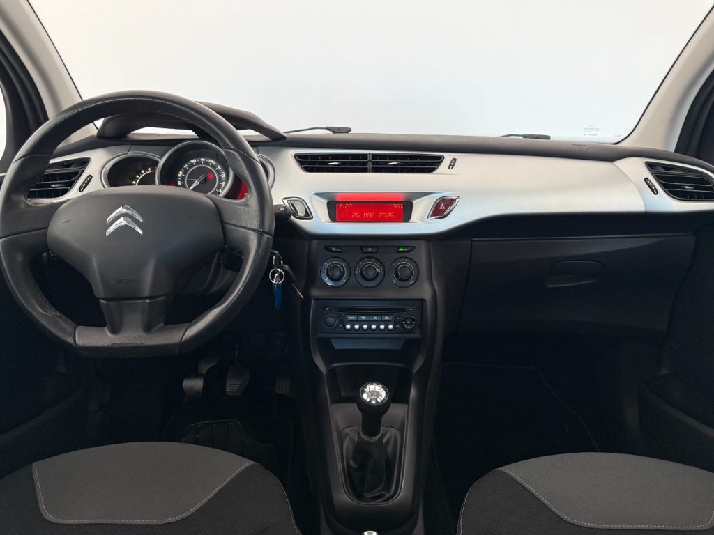 CITROEN C3 1.2 VTi 82 Exclusive - 8