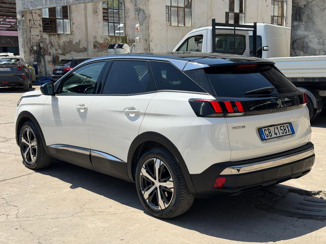 PEUGEOT 3008 BlueHDi 130 VAN EAT8 Allure N1 AUTOCARRO 5 POSTI - 7
