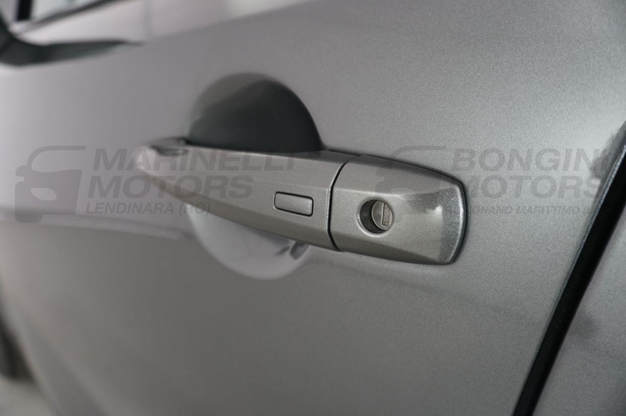 NISSAN Qashqai 1.3 158 CV MHEV XTRONIC N-CONNECTA - 17