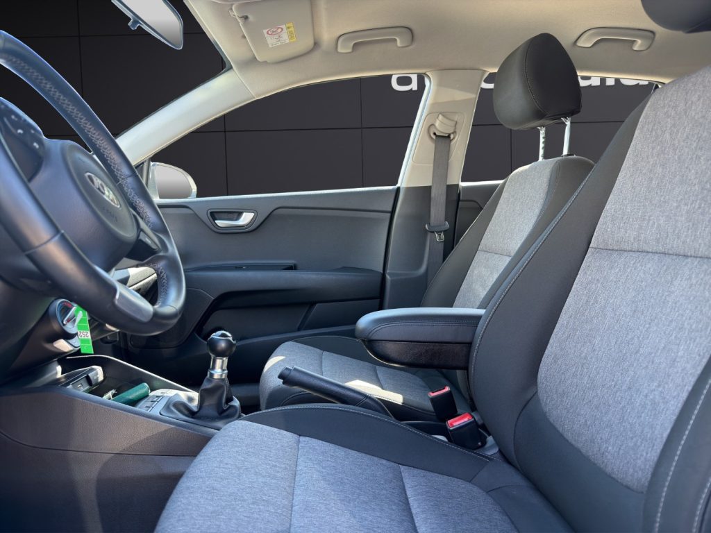 KIA Stonic 1.2 DPI ECO GPL Urban - 9