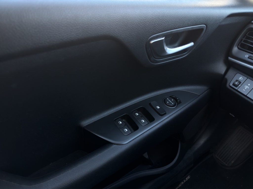 KIA Stonic 1.2 DPI ECO GPL Urban - 12