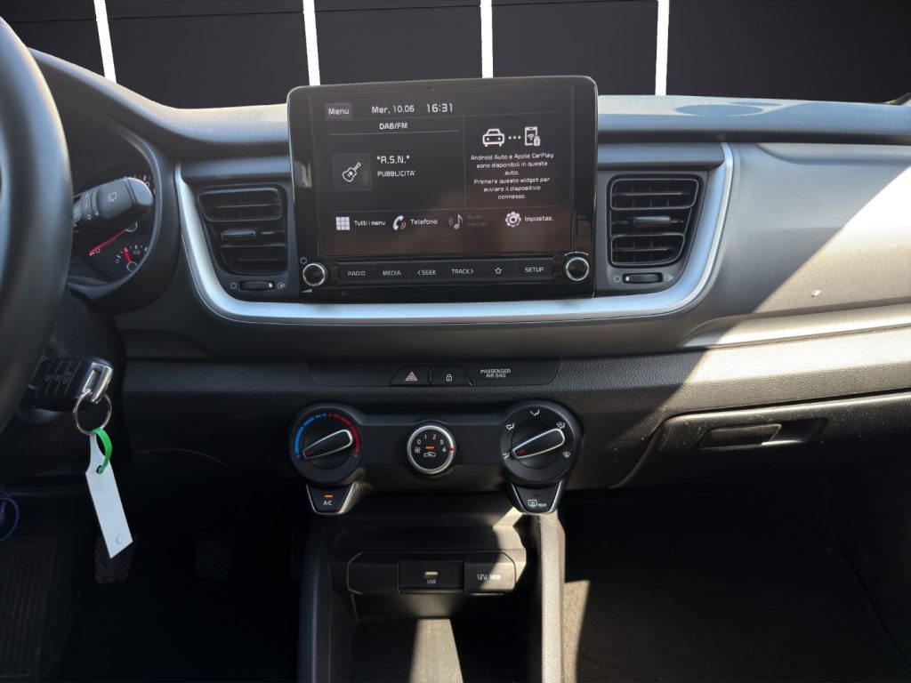 KIA Stonic 1.2 DPI ECO GPL Urban - 15