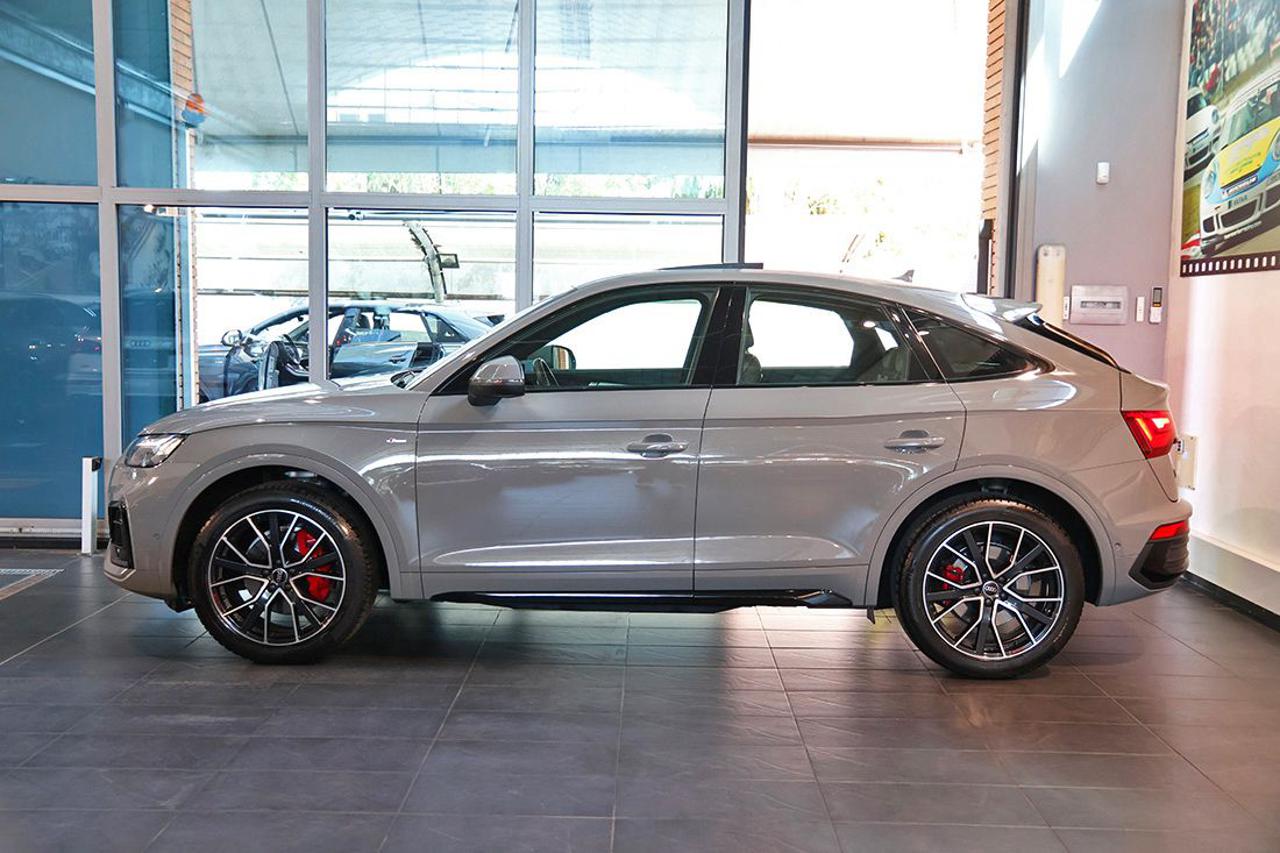 AUDI Q5 40 TDI Sportback Quattro S-Tronic S-Line Plus - 3