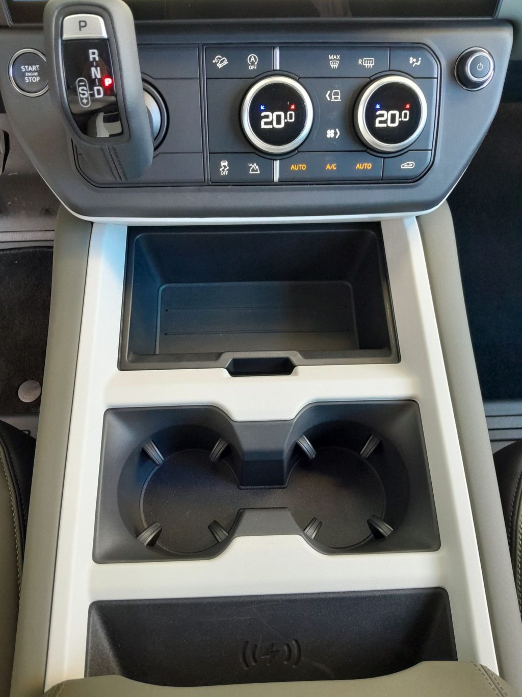 LAND ROVER Defender D200 AWD Auto 110 S IVA ESPOSTA - 14