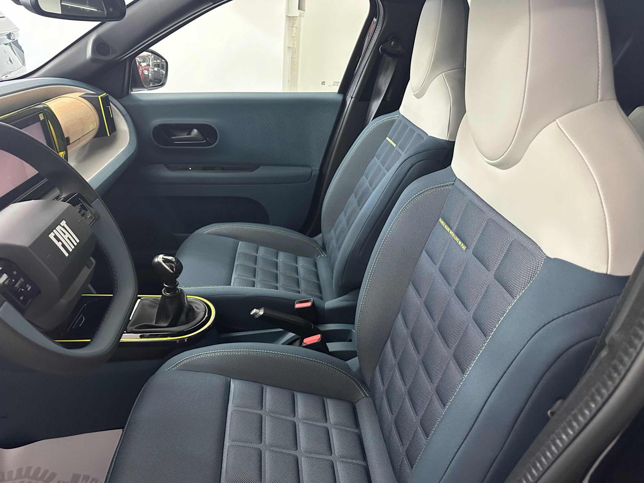 FIAT Grande Panda 1.2 100 CV S&S La Prima - 8