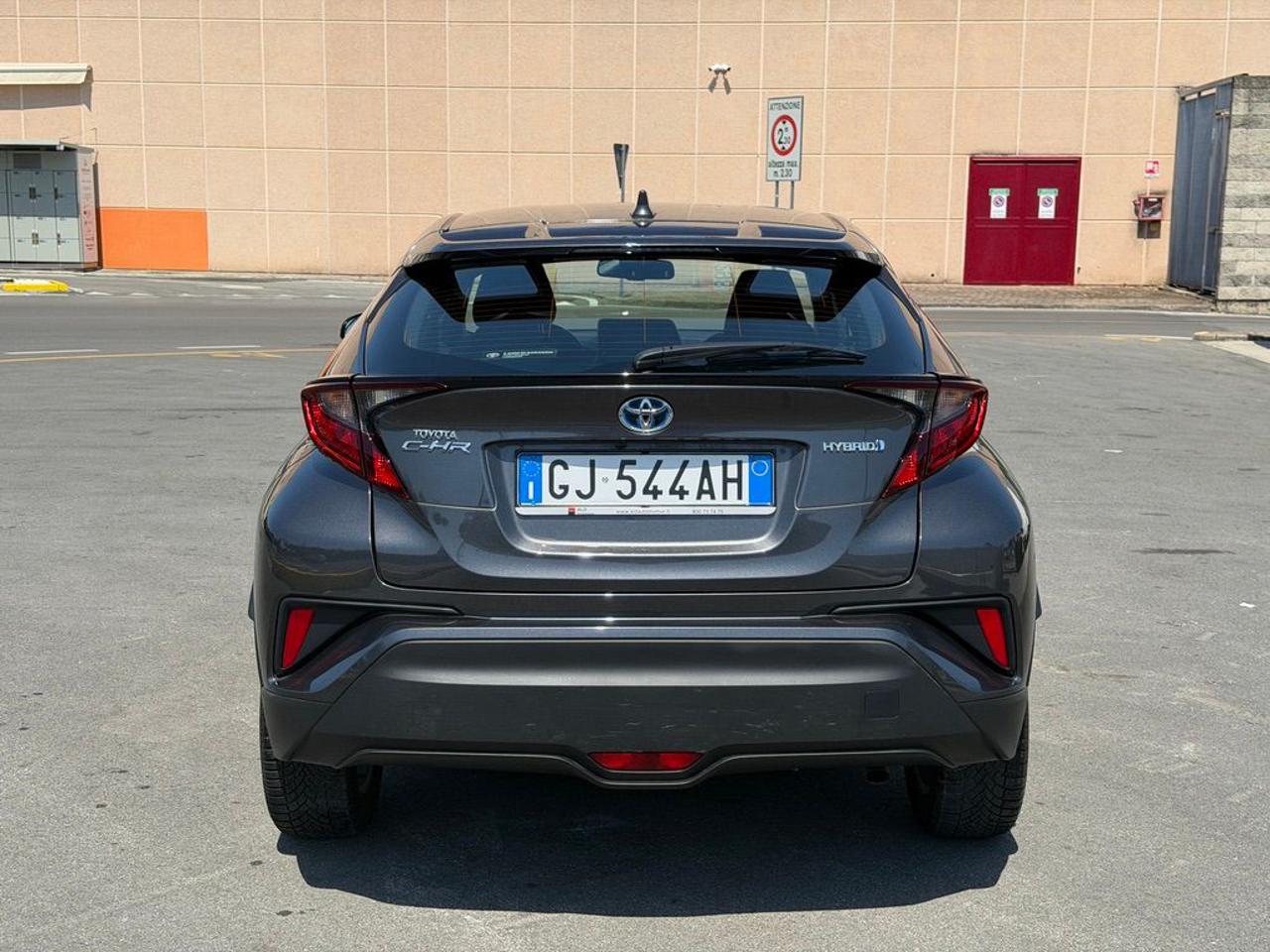 TOYOTA C-HR 1.8 Hybrid E-CVT Business - 6