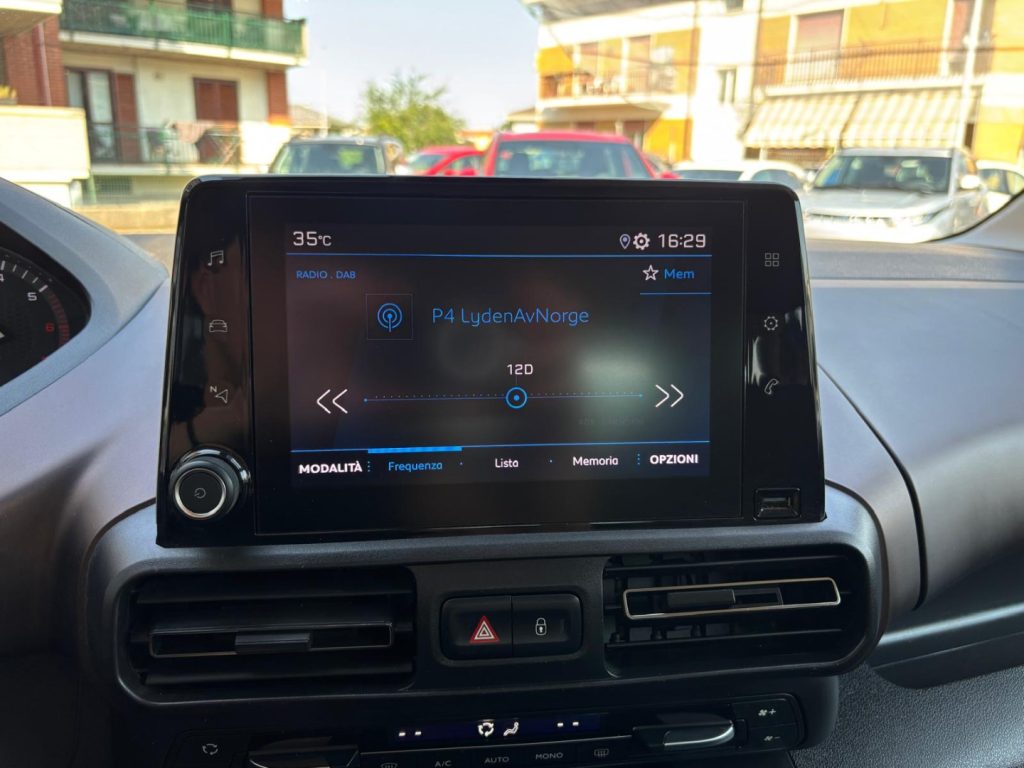 PEUGEOT Rifter BlueHDi 130cv GT - 16