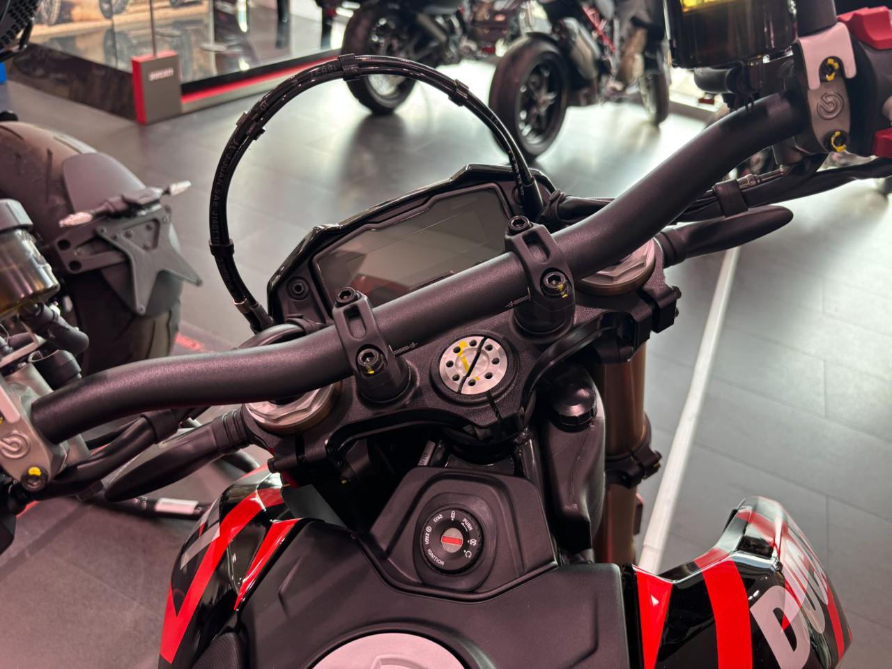 DUCATI Hypermotard 698 Hypermotard 698 rve - 8