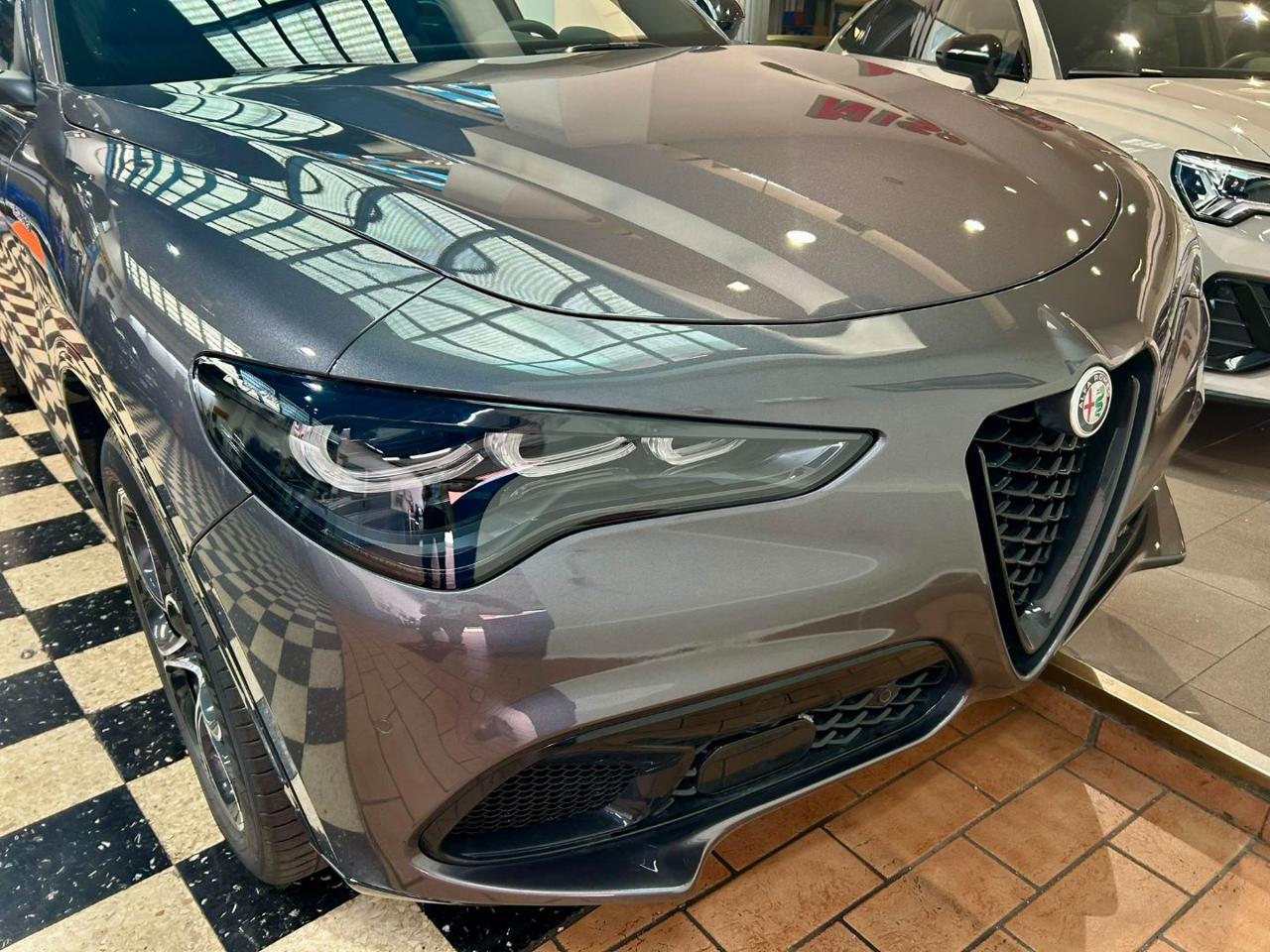 ALFA ROMEO Stelvio 2.2  210 CV AT8 Q4 Veloce Tetto Aprib- C21 - 5