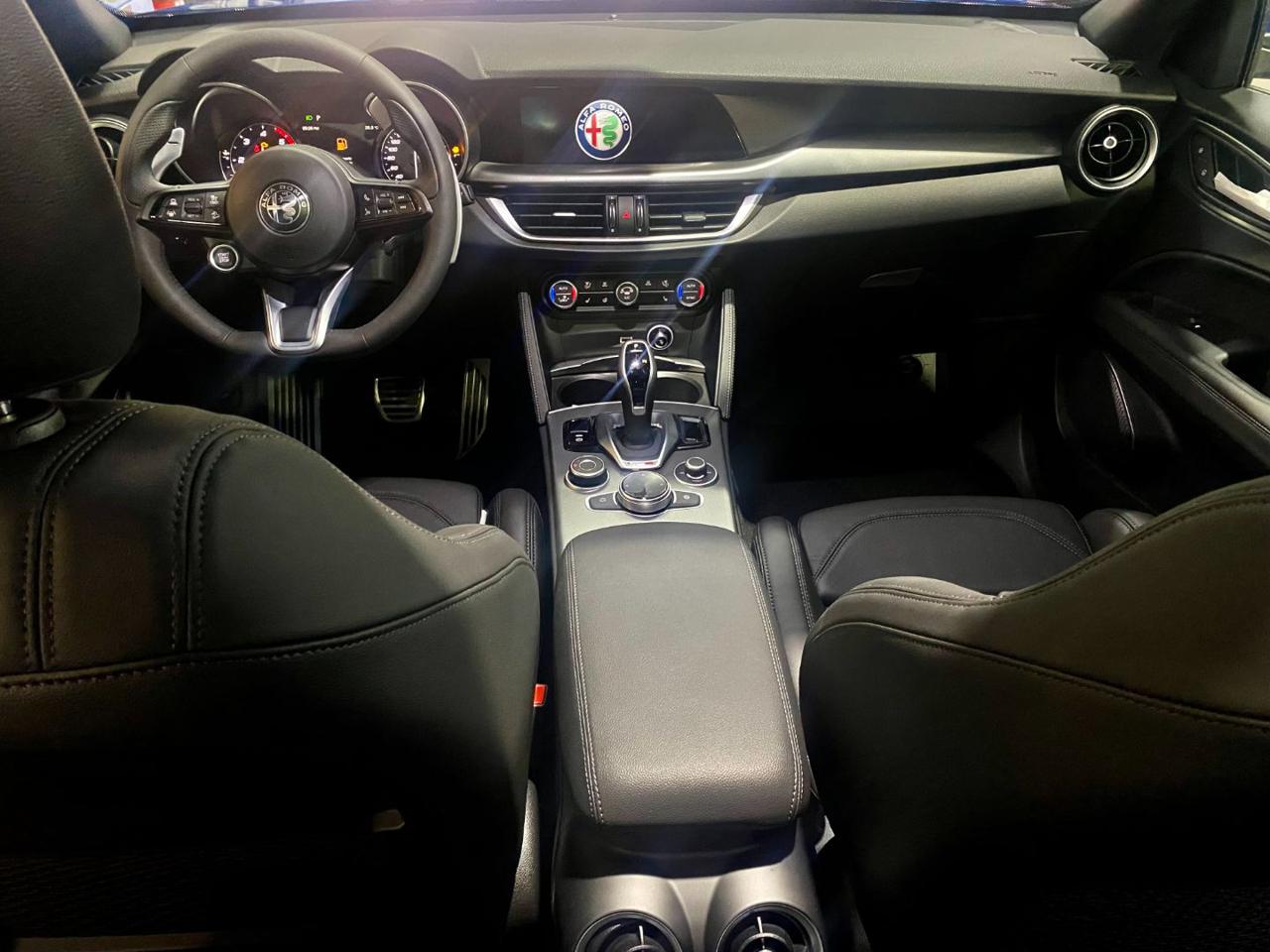 ALFA ROMEO Stelvio 2.2  210 CV AT8 Q4 Veloce Tetto Aprib- C21 - 9