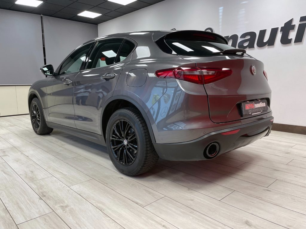 ALFA ROMEO Stelvio 2.2 TURBODIESEL EXECUTIVE Q4 190CV AUTO MY19 - 8