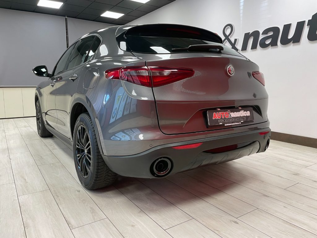 ALFA ROMEO Stelvio 2.2 TURBODIESEL EXECUTIVE Q4 190CV AUTO MY19 - 9