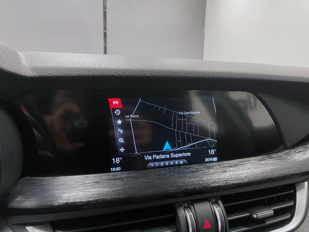 ALFA ROMEO Stelvio 2.2 TURBODIESEL EXECUTIVE Q4 190CV AUTO MY19 - 25