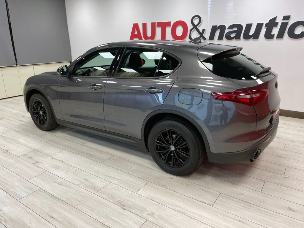 ALFA ROMEO Stelvio 2.2 TURBODIESEL EXECUTIVE Q4 190CV AUTO MY19 - 36