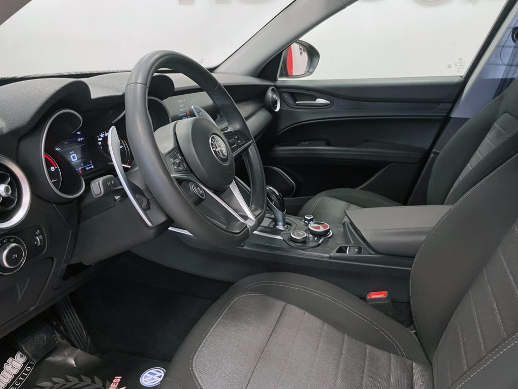 ALFA ROMEO Stelvio 2.2 TURBODIESEL EXECUTIVE Q4 190CV AUTO MY19 - 45