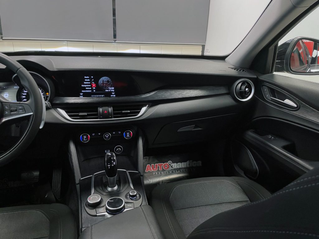 ALFA ROMEO Stelvio 2.2 TURBODIESEL EXECUTIVE Q4 190CV AUTO MY19 - 53