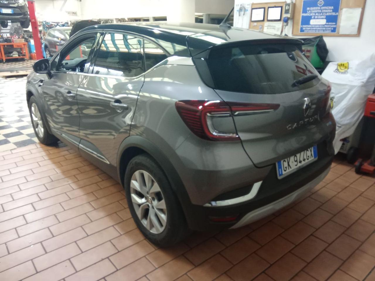 RENAULT Captur Full Hybrid E-Tech 145 CV Intens - 4