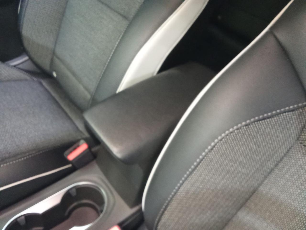 RENAULT Captur Full Hybrid E-Tech 145 CV Intens - 18