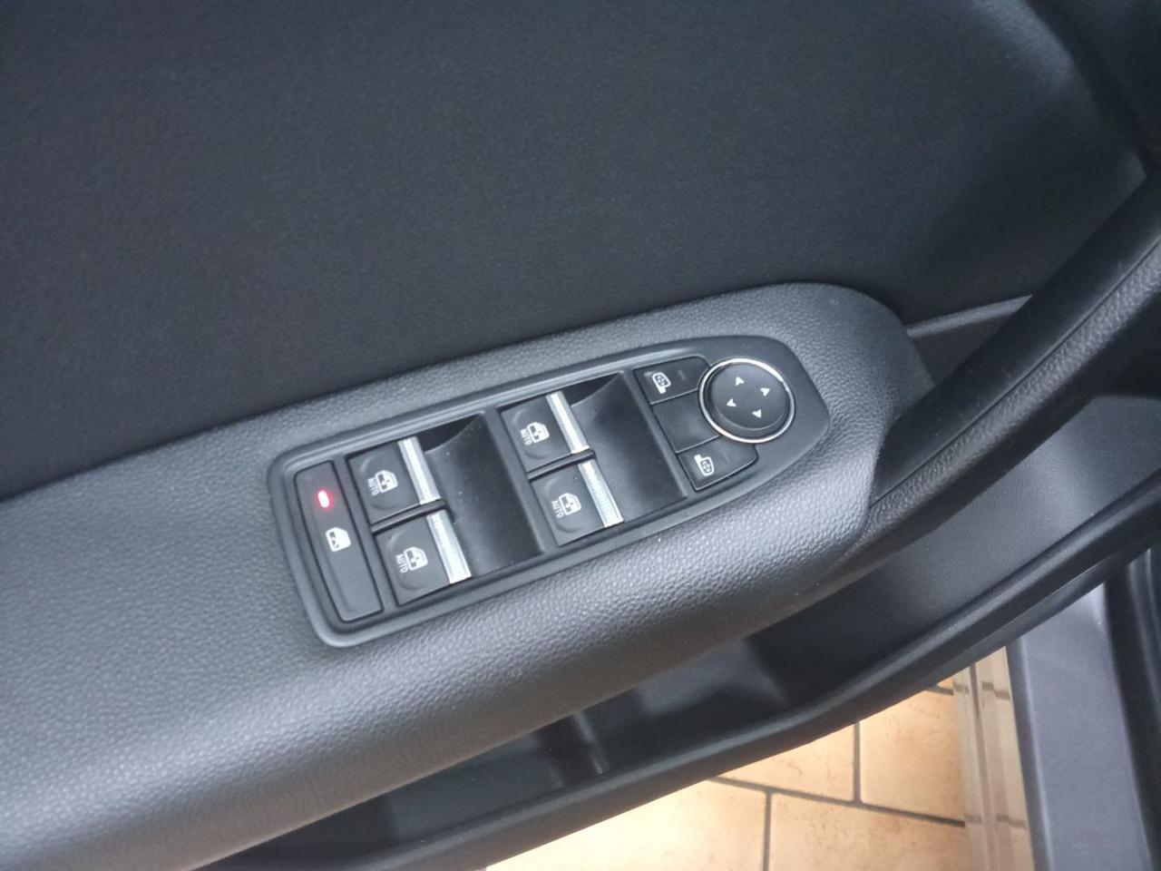 RENAULT Captur Full Hybrid E-Tech 145 CV Intens - 17