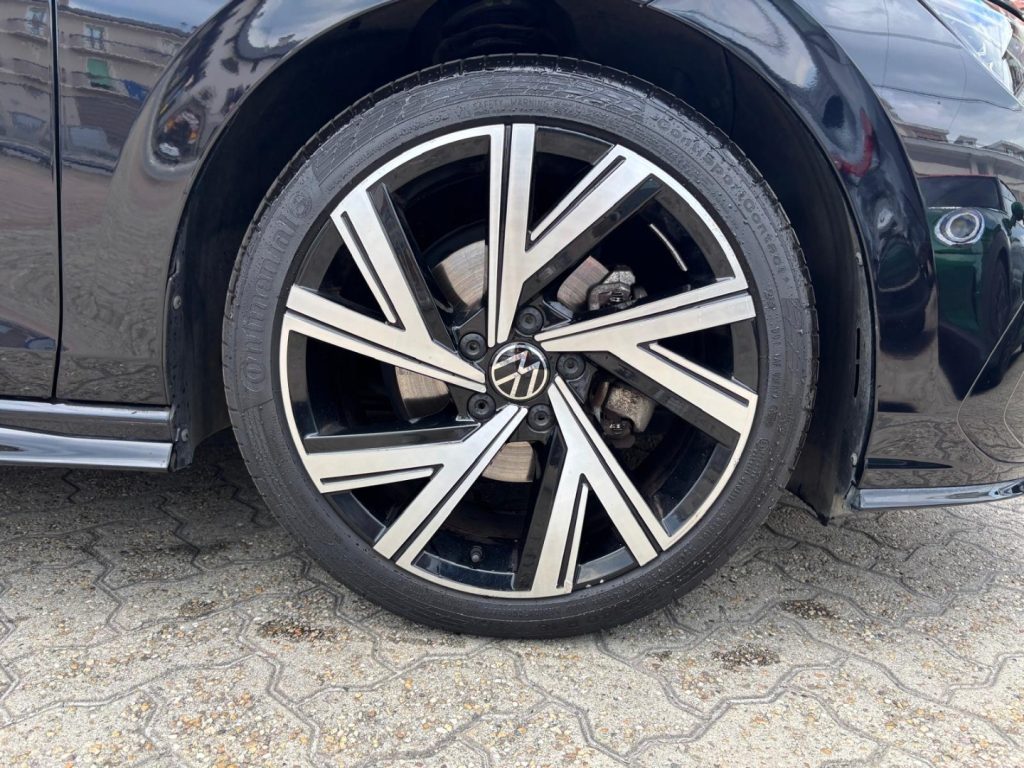 VOLKSWAGEN Golf 1.5 eTSI 130CV DSG R-Line *NAVI*RETROCAMERA*SEDILI - 10