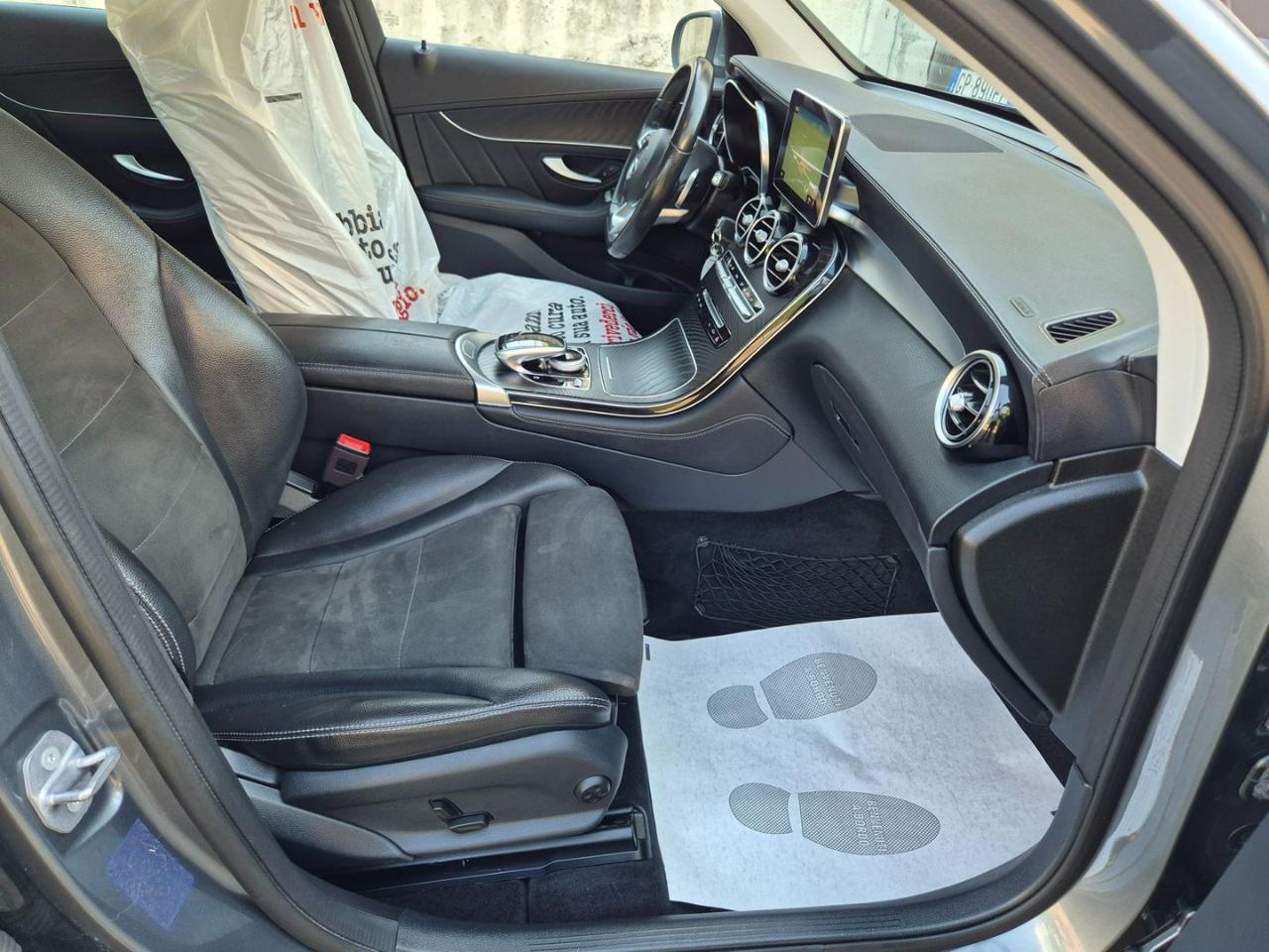MERCEDES-BENZ GLC 250 d 4Matic Premium - 15