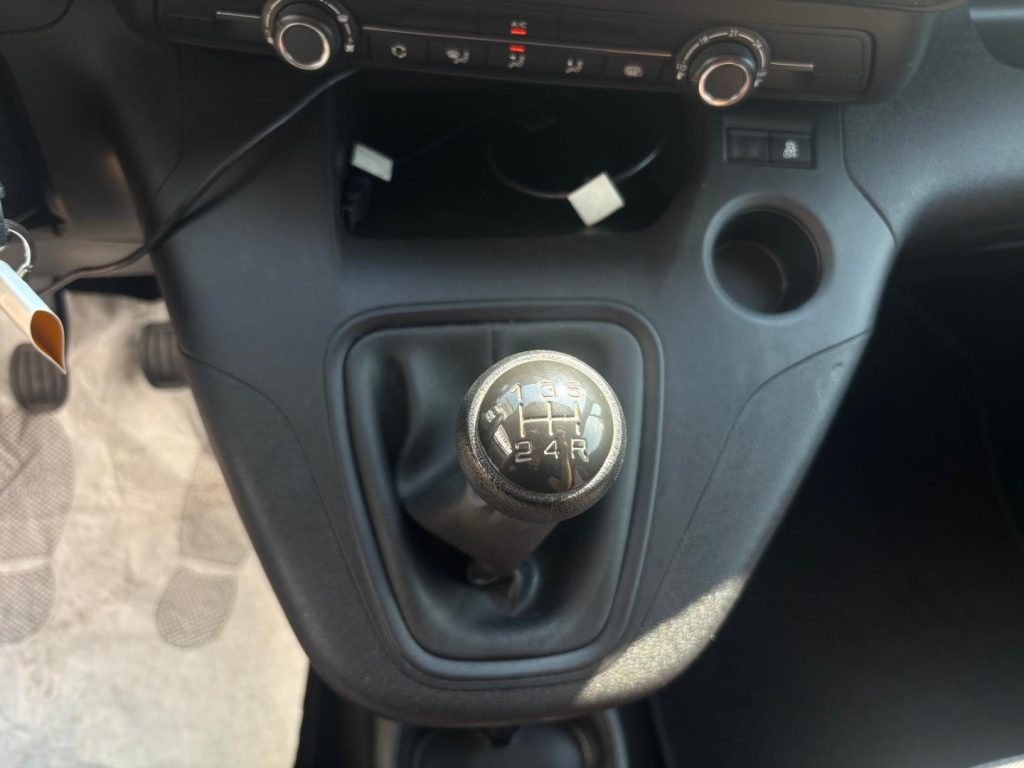 OPEL Combo 1.5 Diesel GOMME 4 STAGIONI NUOVE - 13