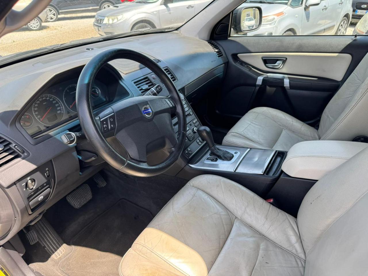 VOLVO XC90 2.4 D5 185 CV aut. AWD Executive - 9